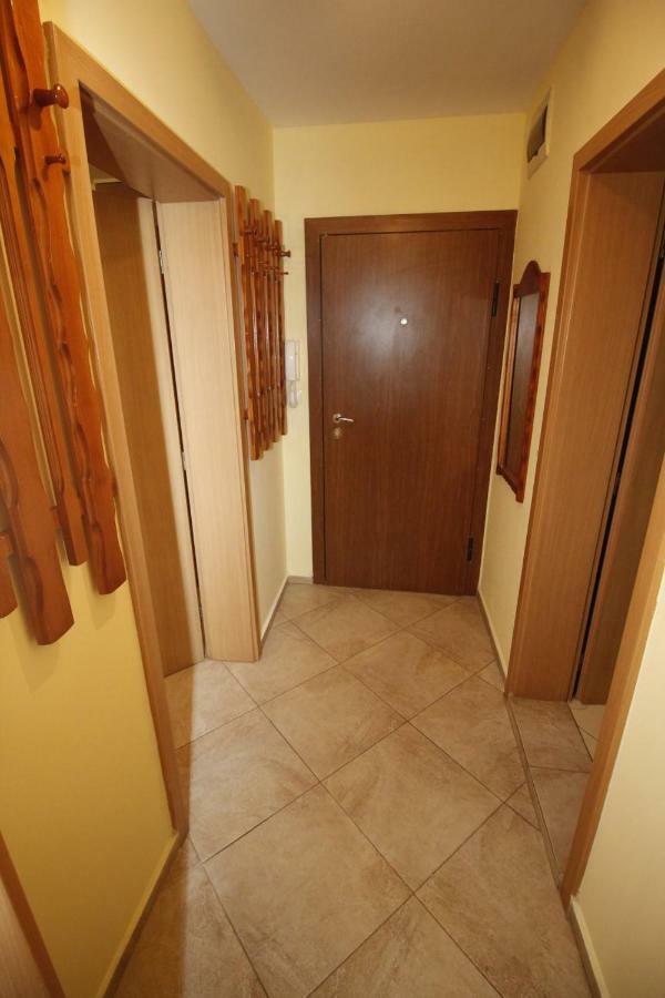 Apartment Rosi 포마리 외부 사진